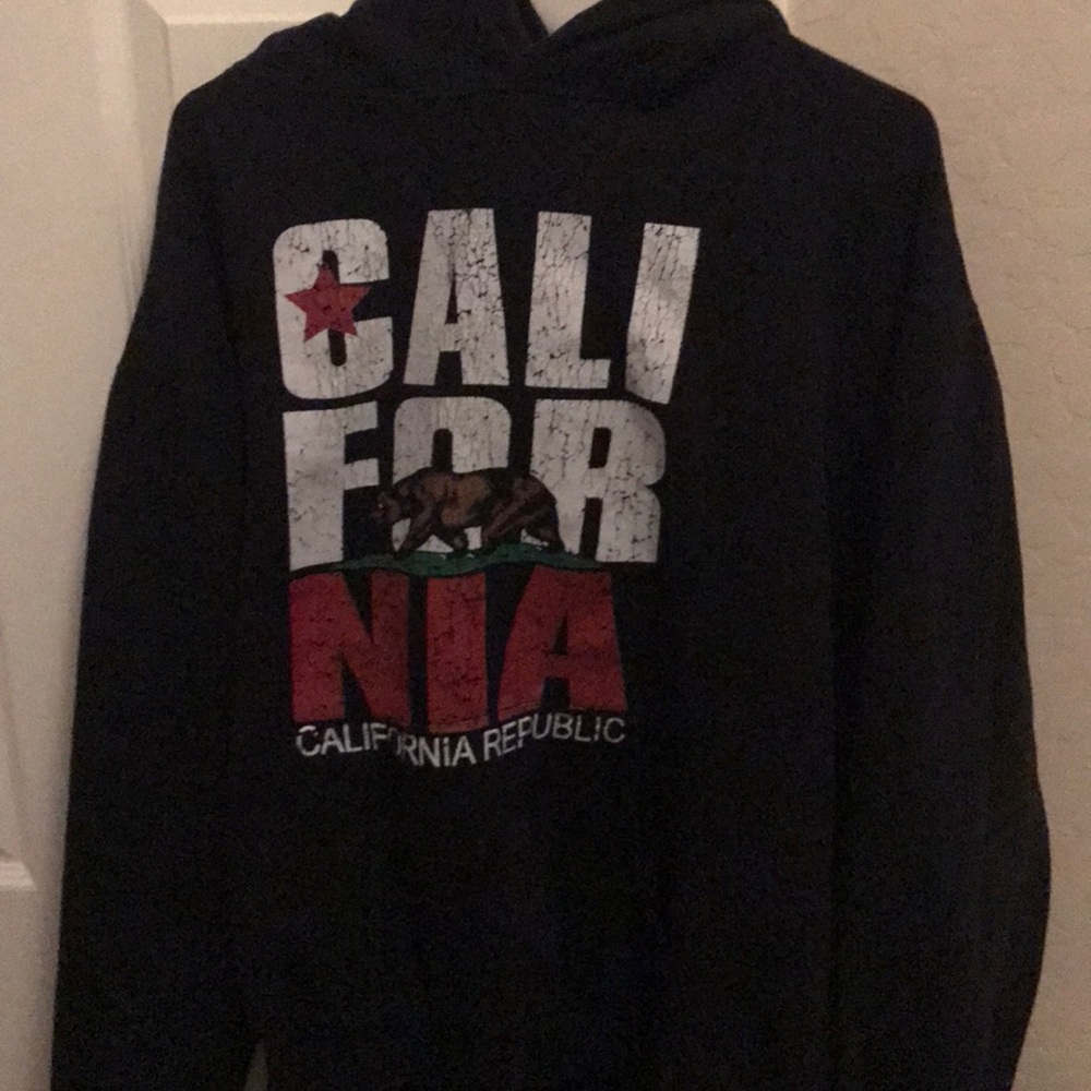Cali faded sweater